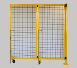 2x2 Mesh Right Hand Bi-Fold 2 Drop Pin Gate with Clear Weld Screen